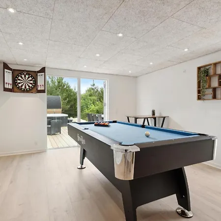 4 Bedroom Beautiful In